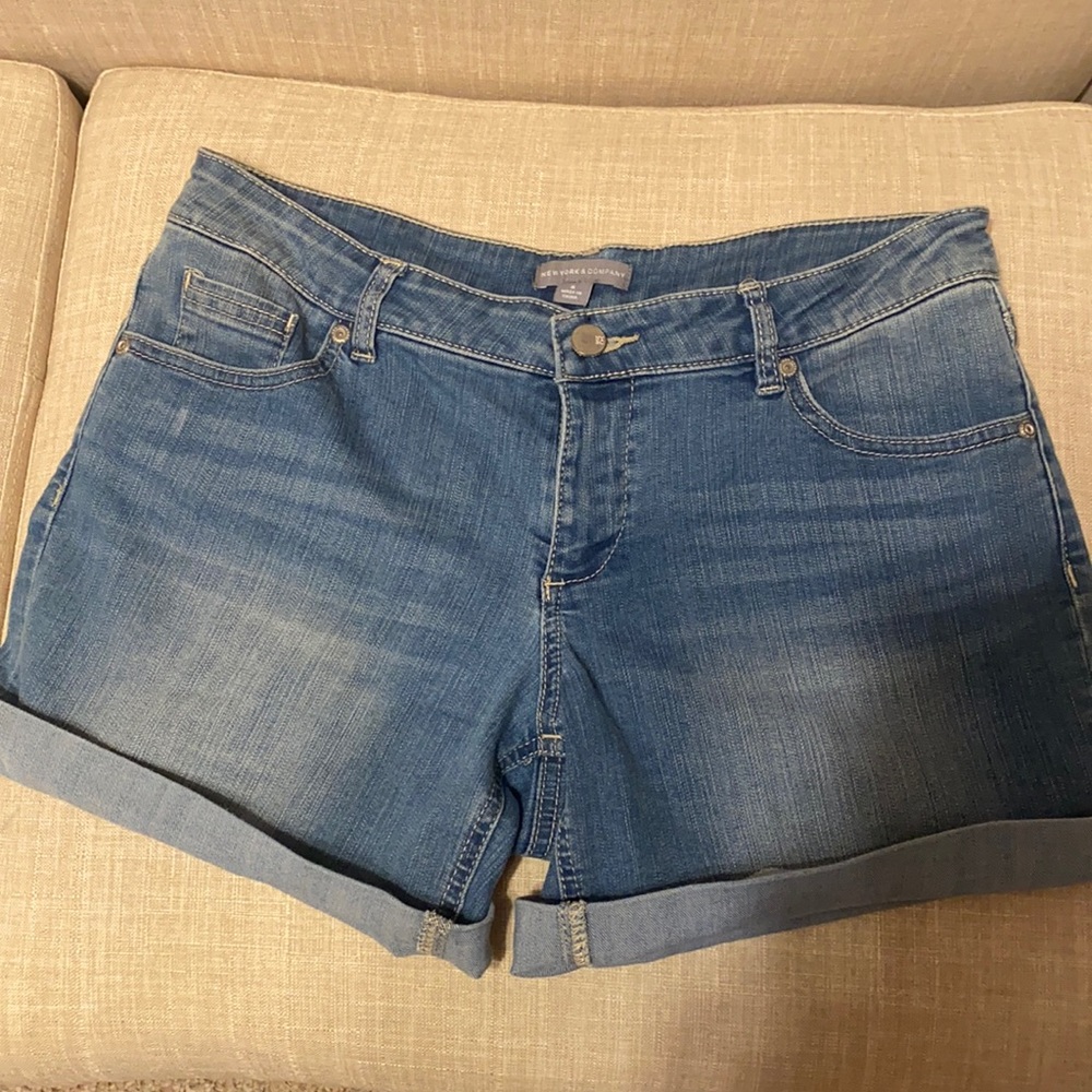 New York and company Jean shorts